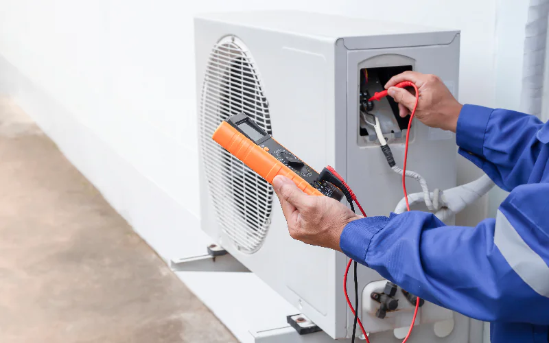 Pompe à chaleur entretenue par SBR Énergie pour optimiser son efficacité énergétique.